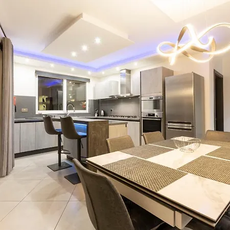 Brand New 3bed-hosted By Sweetstay Apartment *